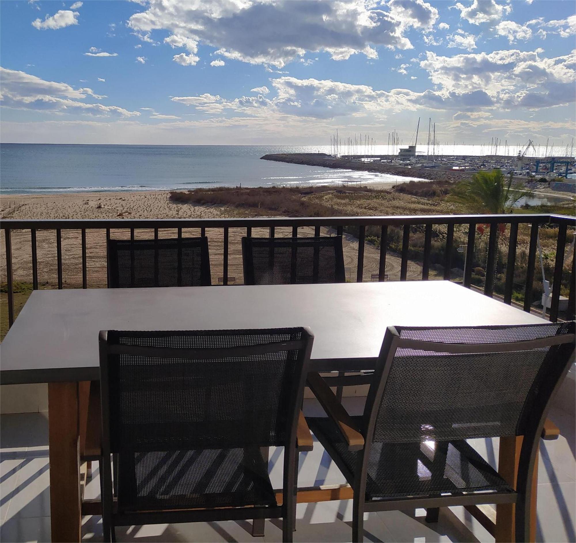Espectaculares Vistas Al Mar En Segur De Calafell Apartment ภายนอก รูปภาพ